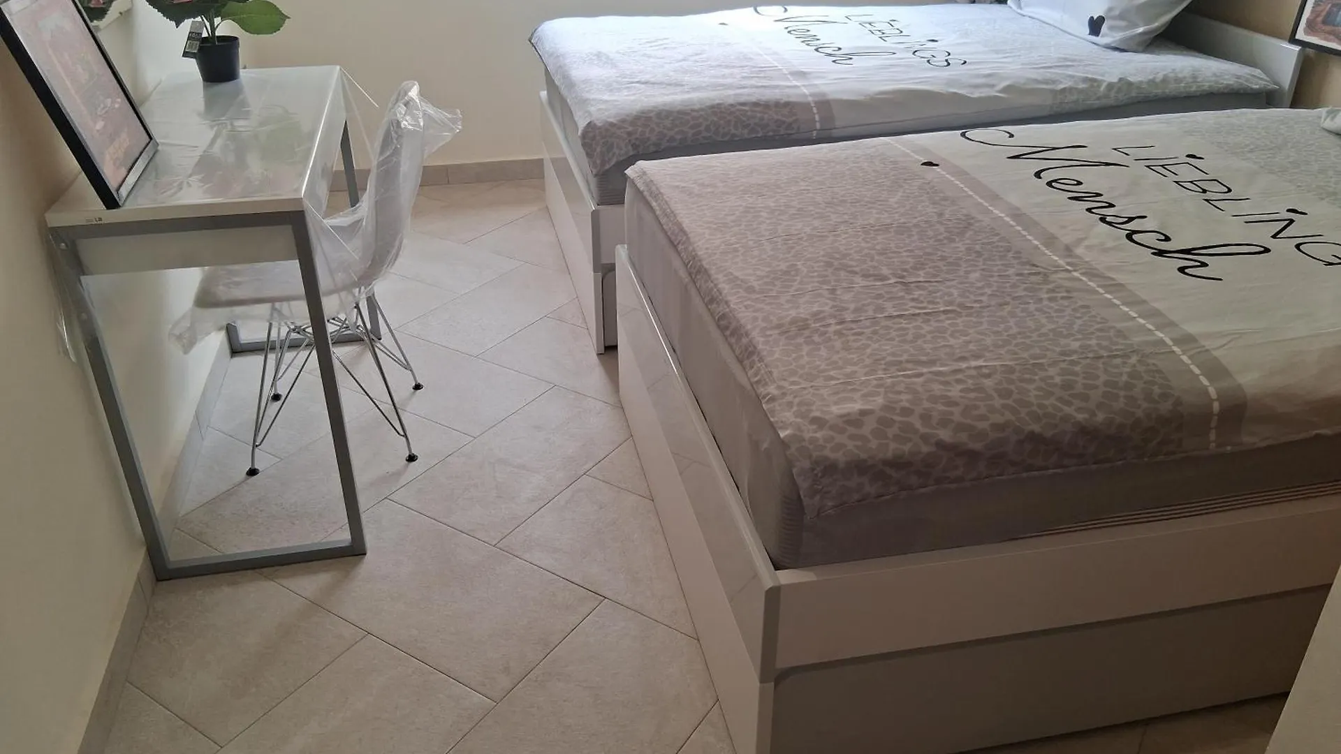 Lara Apartment- Beach Marina Agadir 0*,